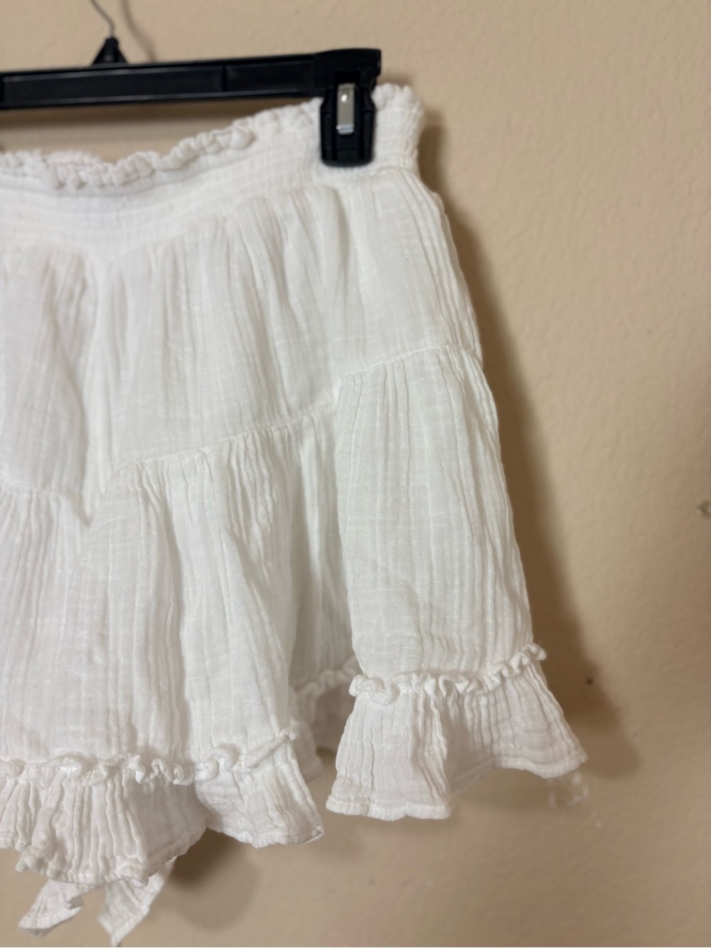 American Eagle Outfitters White High-Waist Ruffled Cotton Shorts Size Medium - Picture 7 of 13